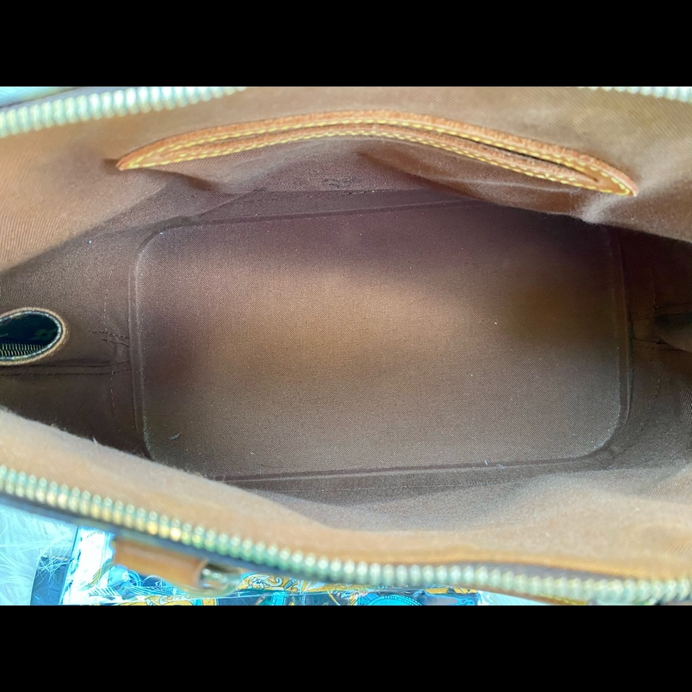 Louis Vuitton Alma PM - Picture 10 of 11